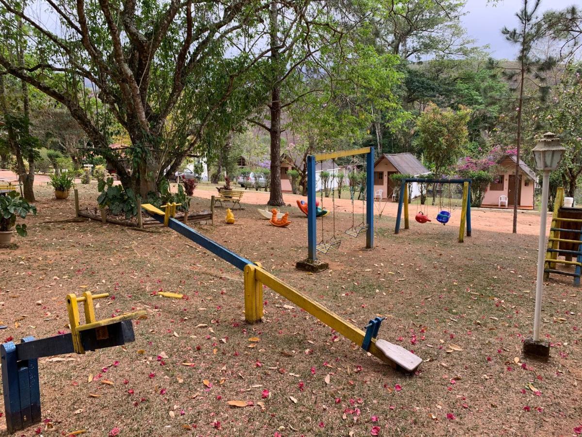 Pousada & Camping Serras Verdes Conservatória エクステリア 写真