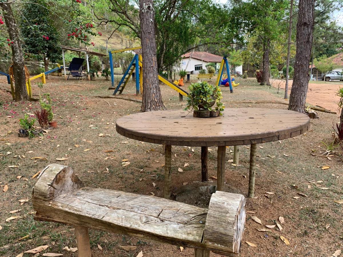Pousada & Camping Serras Verdes Conservatória エクステリア 写真